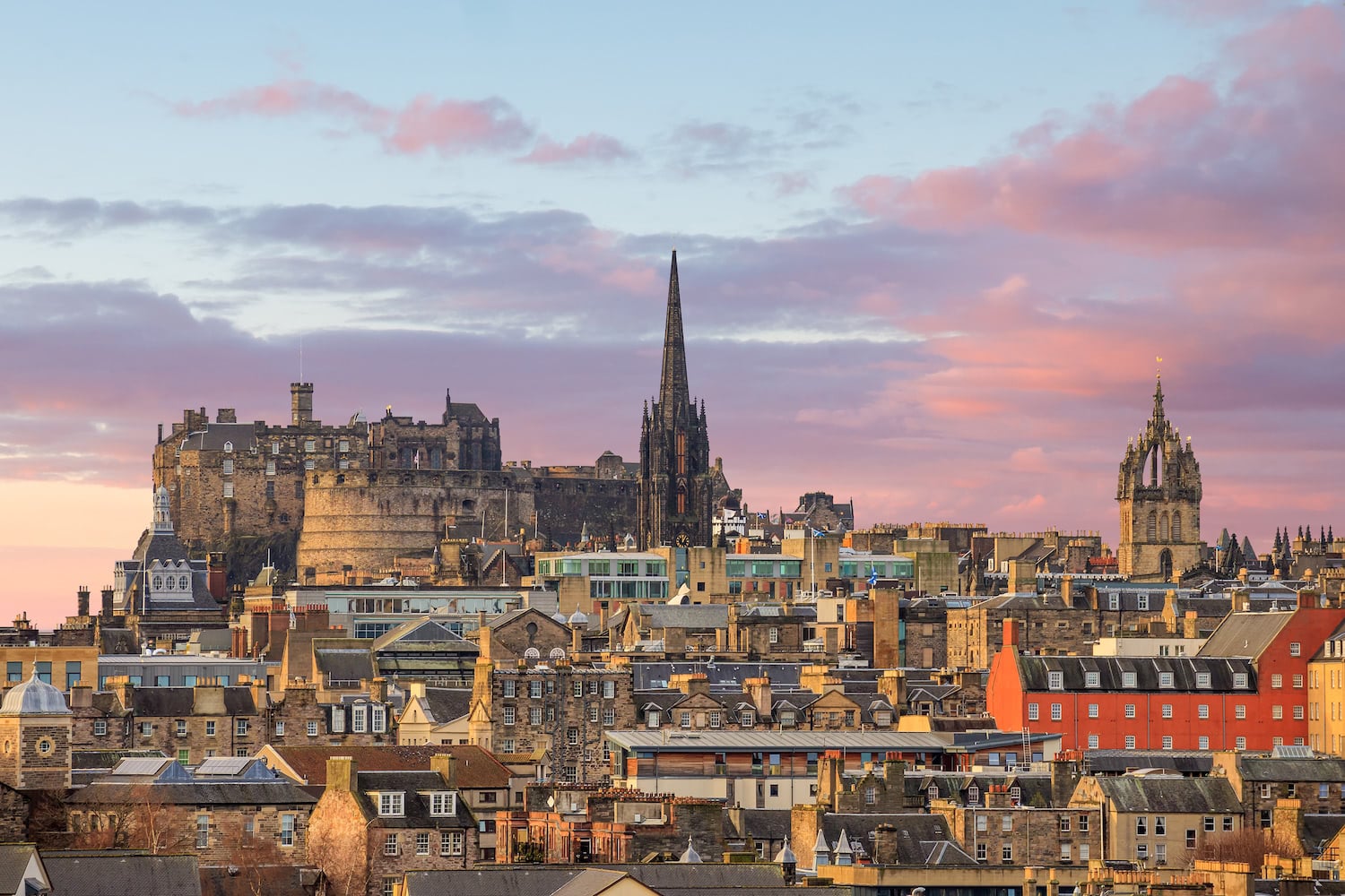 <strong>How to Afford Property As A Single Buyer in Edinburgh</strong>