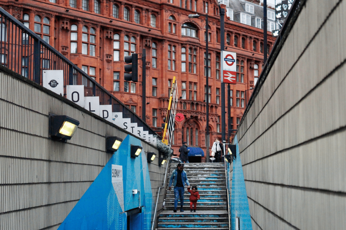 Old Street station, Islington | sell your house fast in London