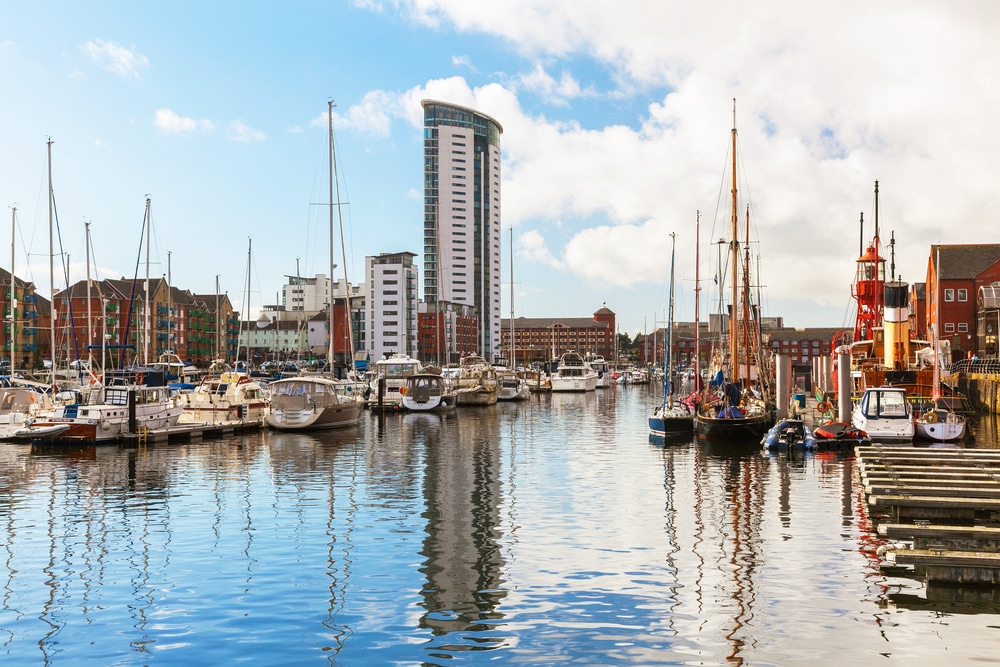 Swansea marina | sell flat fast in Swansea